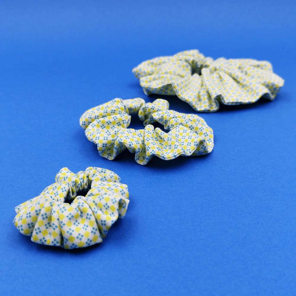 chouchou carreaux jaune bleu