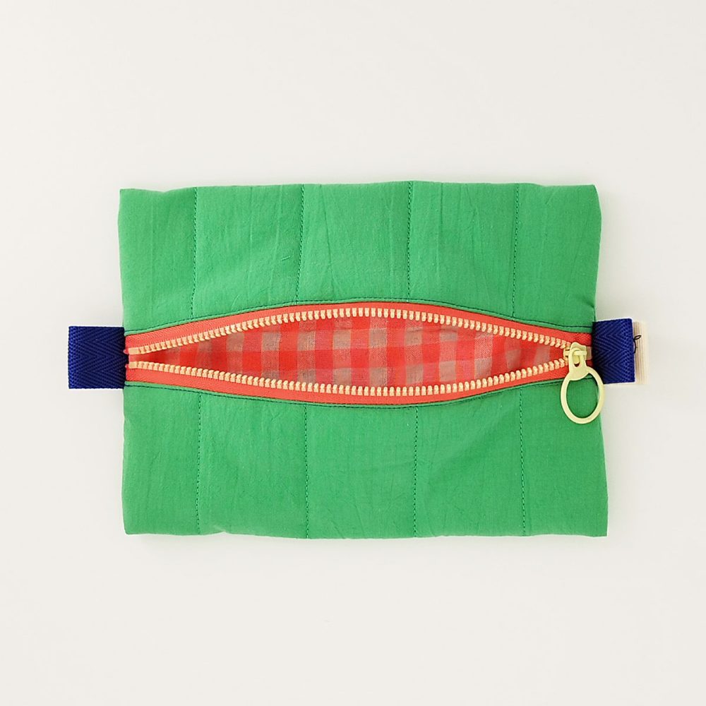 trousse verte et orange 04