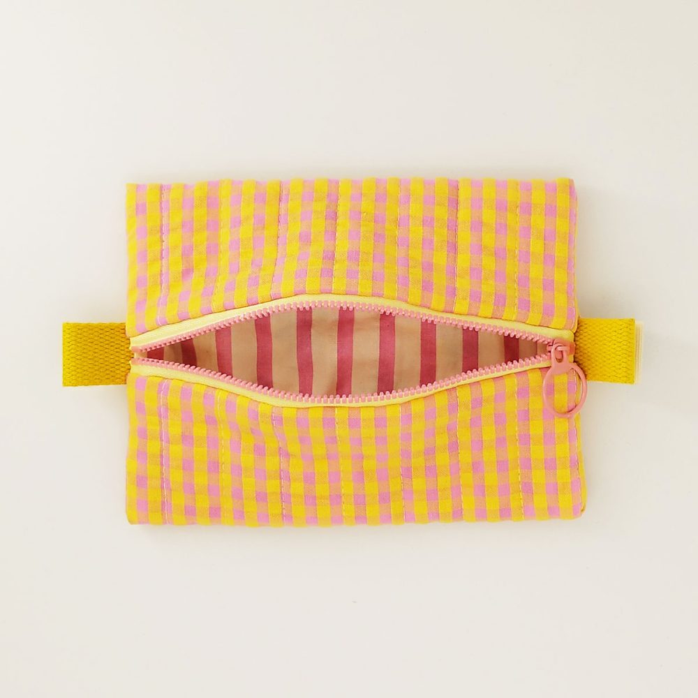 trousse vichy jaune et rose 05